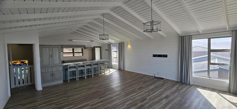4 Bedroom Property for Sale in Southern Cross Western Cape